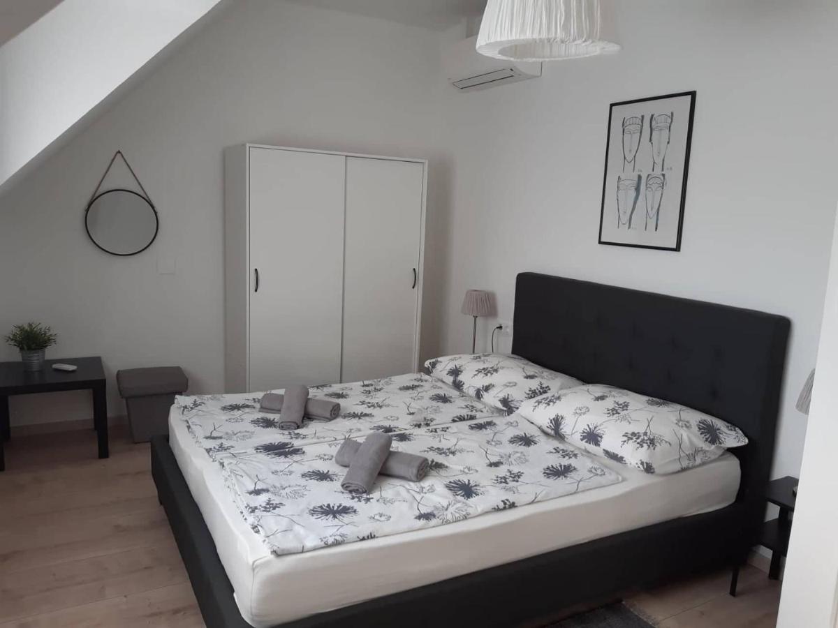 Apartman Soos -- Only For Relaxation, Not For Party! Siófok Exterior foto