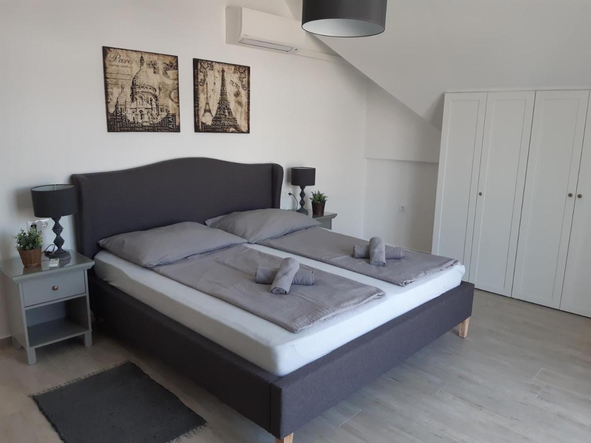 Apartman Soos -- Only For Relaxation, Not For Party! Siófok Exterior foto