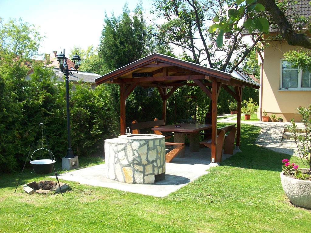 Apartman Soos -- Only For Relaxation, Not For Party! Siófok Exterior foto